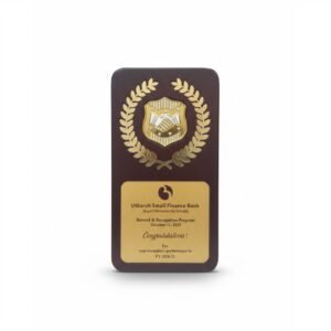 premium-wooden-handshake-excellence-memento-b647